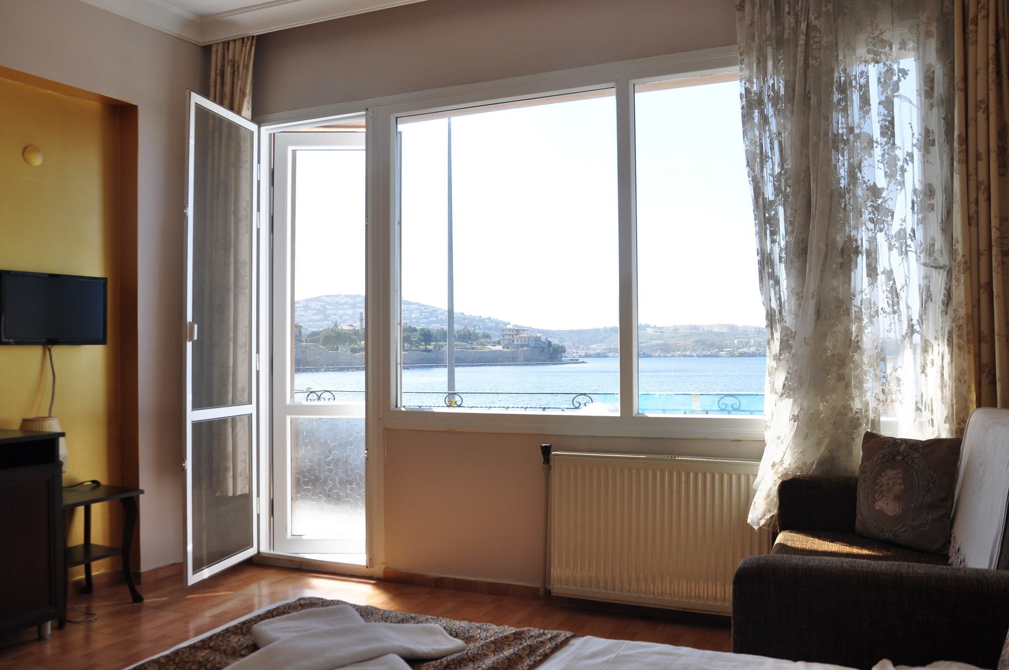 Foca Kumsal Hotel Bagian luar foto