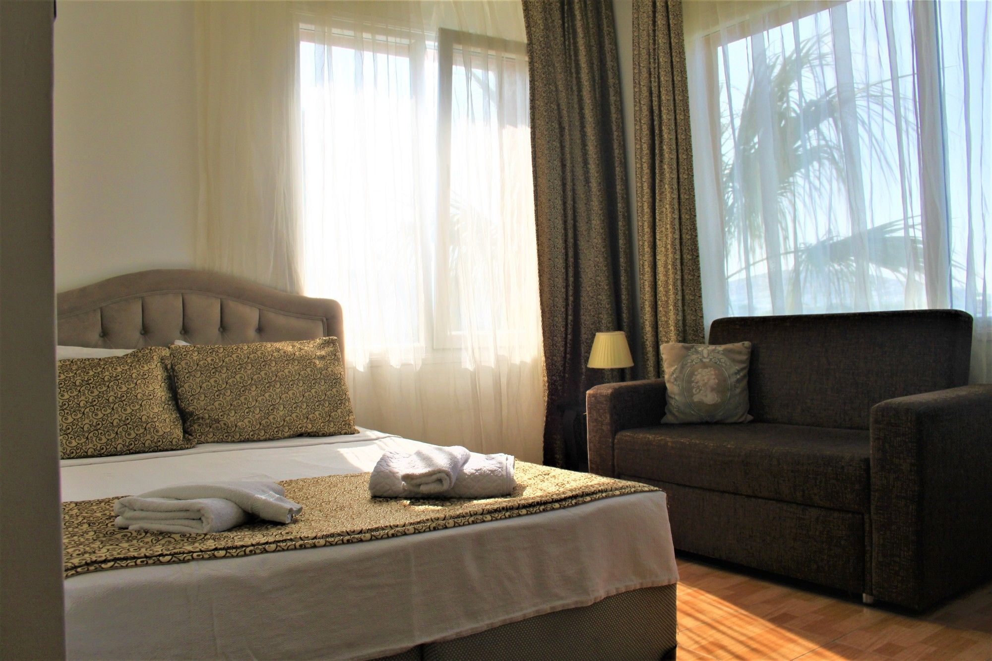 Foca Kumsal Hotel Bagian luar foto