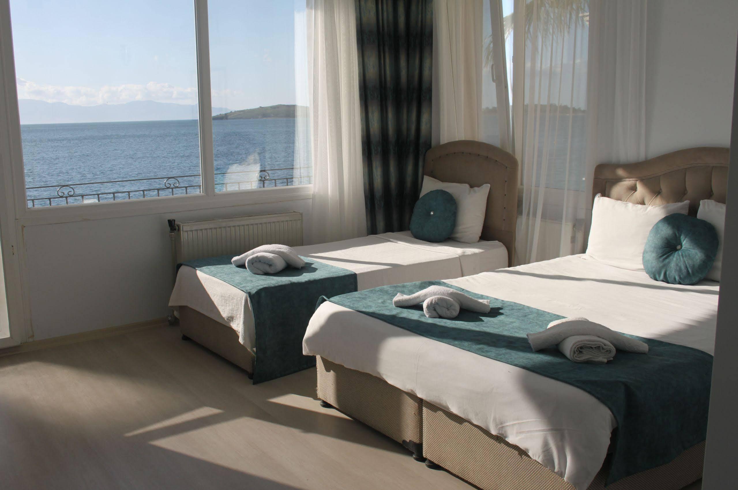 Foca Kumsal Hotel Bagian luar foto